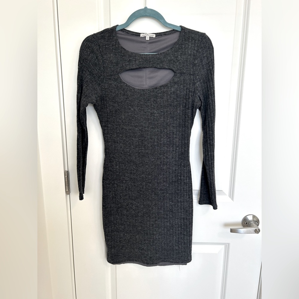 GREY LONG SWEATER DRESS CUTOUT MEDIUM